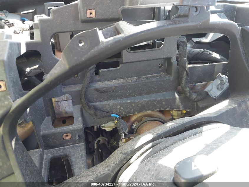 i41223637-2015-cadillac-escalade-esv_7