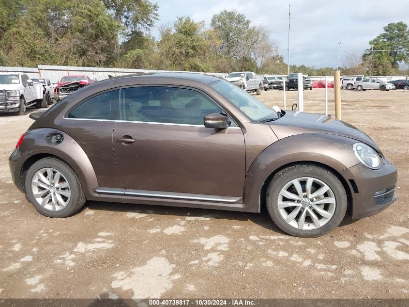 i41229227-2014-volkswagen-beetle_14