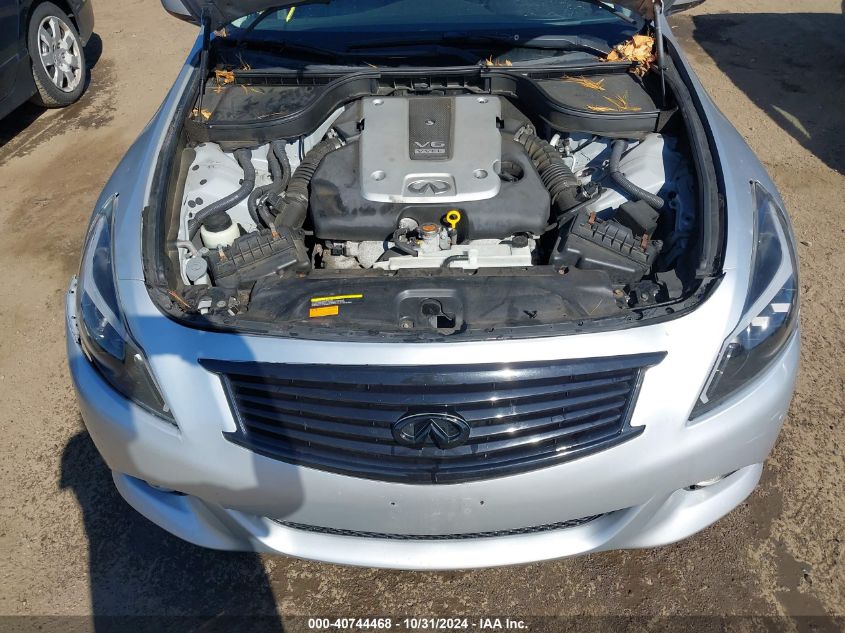 i41233878-2015-infiniti-q40_10