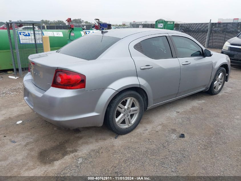 i41252388-2013-dodge-avenger_4