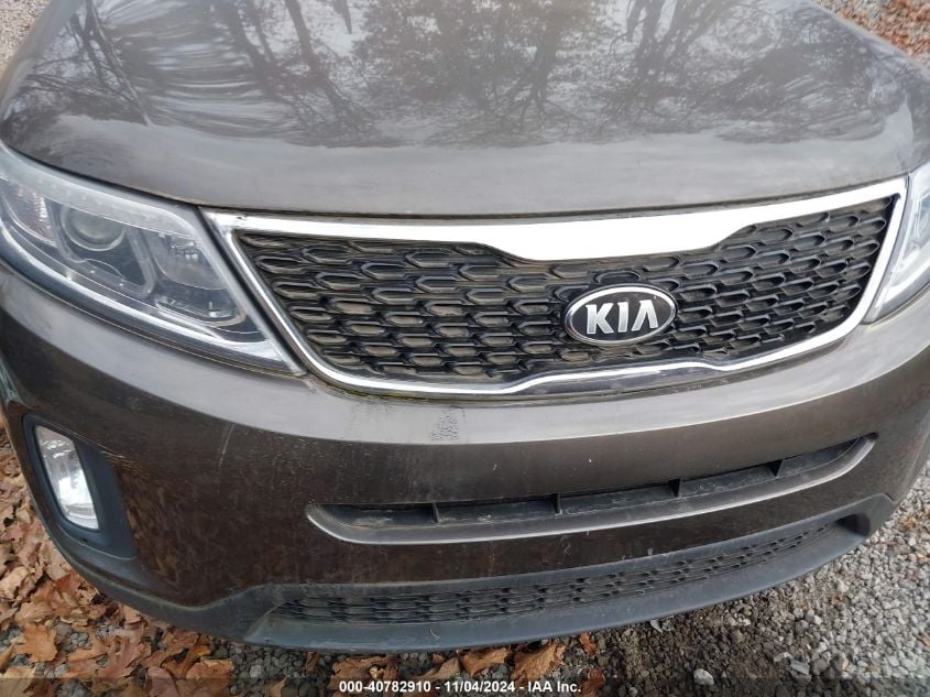 i41272395-2014-kia-sorento_12