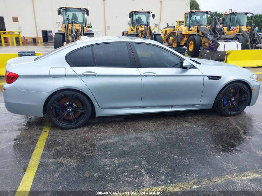 i41274158-2015-bmw-m5_13