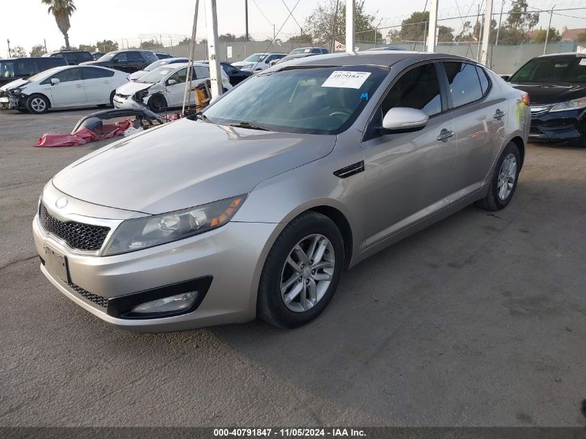 i41281332-2013-kia-optima_2