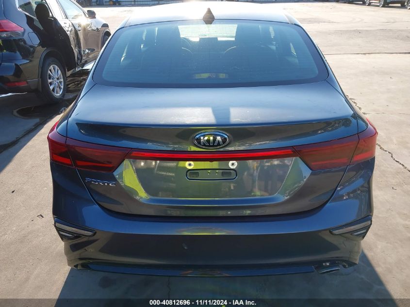 i41302262-2019-kia-forte_17