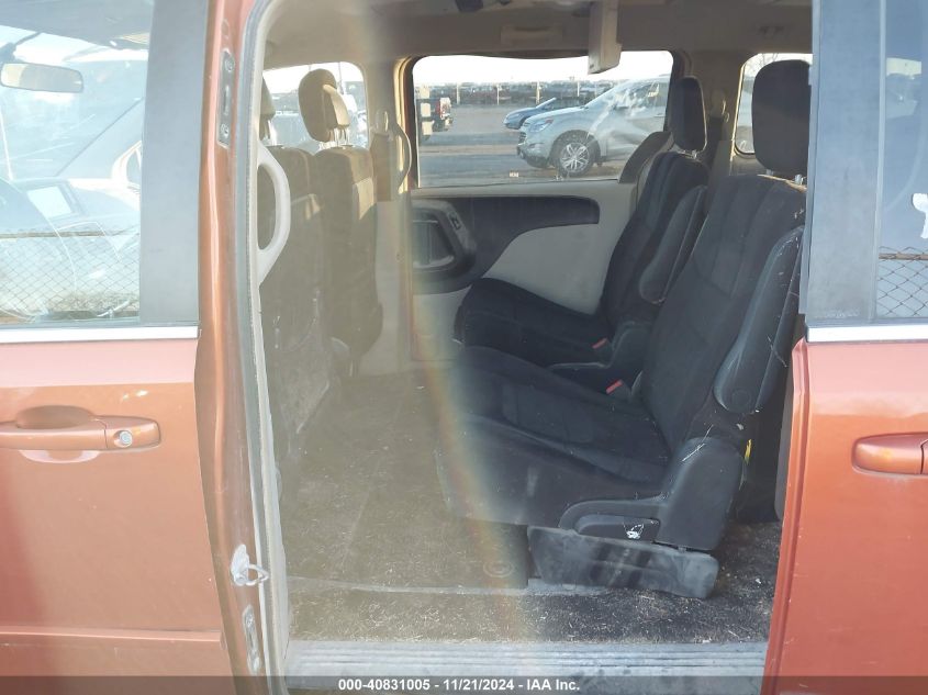 i41320607-2011-dodge-grand-caravan_8