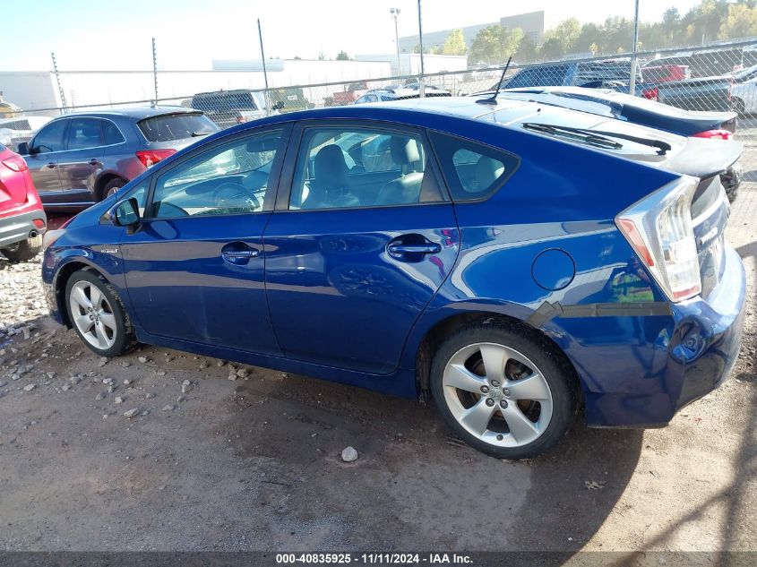 i41325527-2010-toyota-prius_15