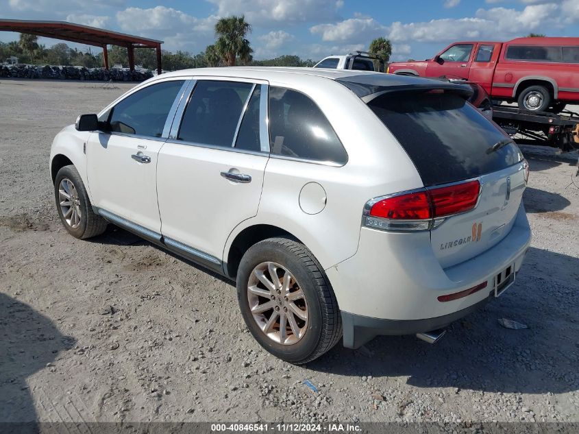 i41336156-2013-lincoln-mkx_3