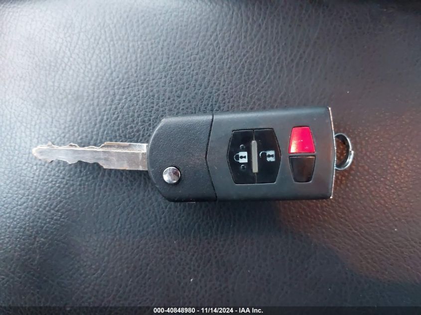 i41338595-2012-mazda-mazda3_11