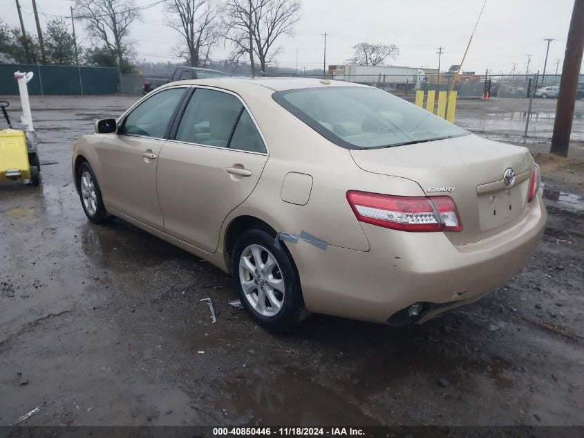 i41340061-2011-toyota-camry_3