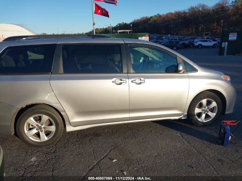 i41346692-2018-toyota-sienna_13