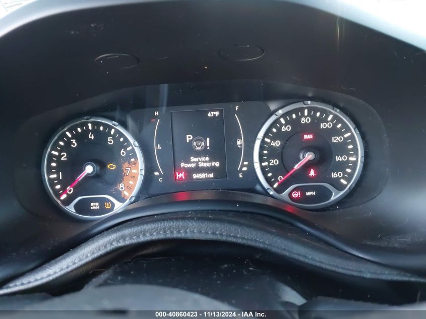 i41350046-2015-jeep-renegade_7