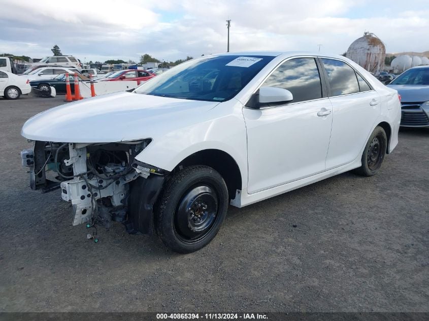 i41355035-2014-toyota-camry_2