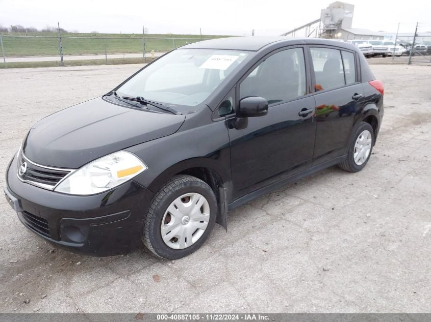 i41376797-2011-nissan-versa_2