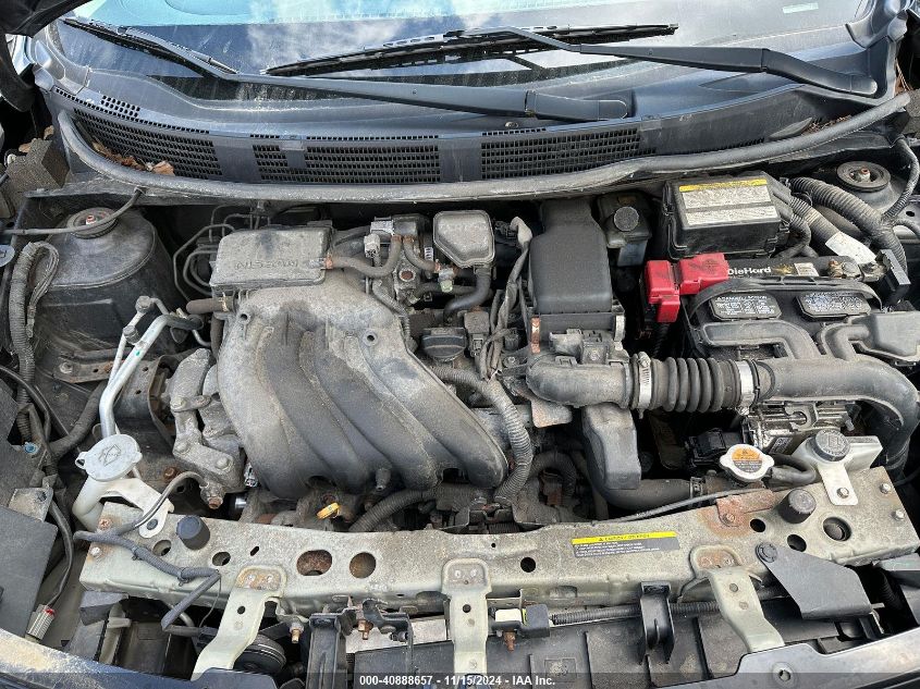 i41378349-2014-nissan-versa_10