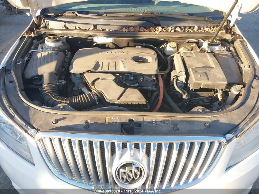 i41383370-2012-buick-lacrosse_10