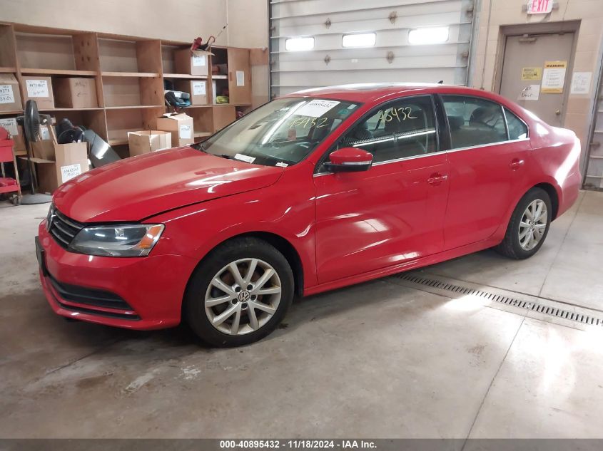 i41385124-2015-volkswagen-jetta_2