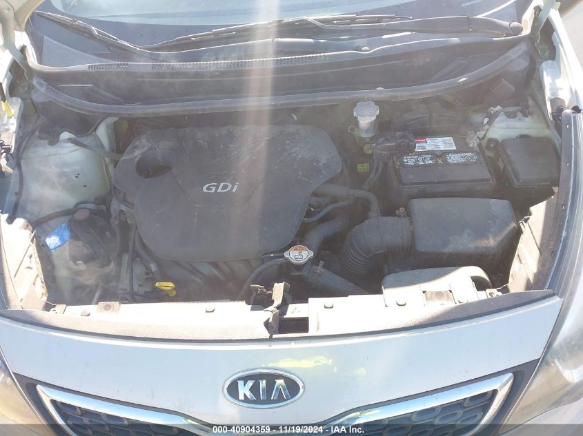 i41394051-2013-kia-rio_10