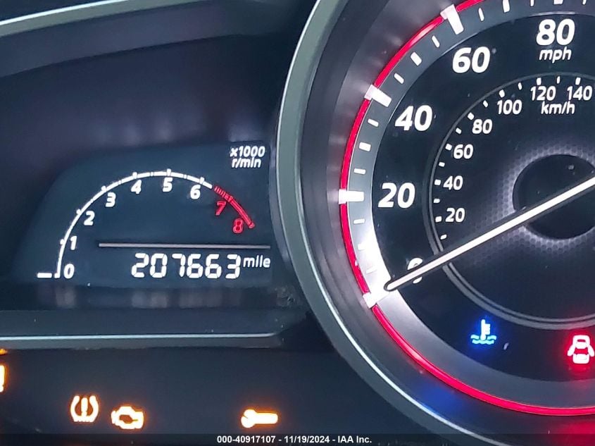 i41406813-2015-mazda-mazda3_15