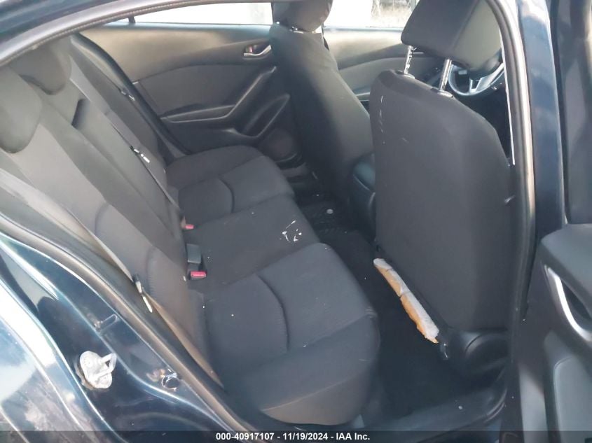i41406813-2015-mazda-mazda3_8
