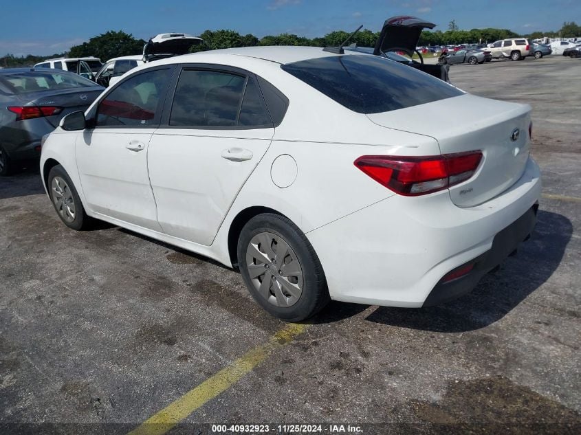 i41422668-2018-kia-rio_3