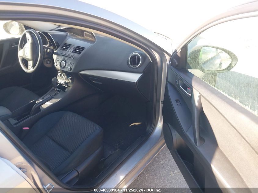 i41428878-2012-mazda-mazda3_5
