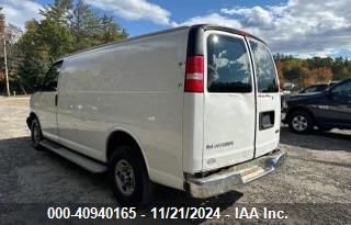 i41429939-2018-gmc-savana_3