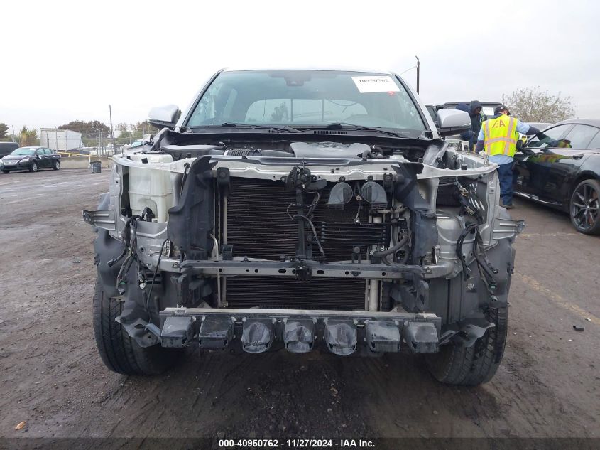 i41440558-2018-toyota-tacoma_12