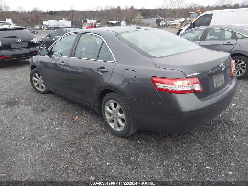 i41441584-2011-toyota-camry_3