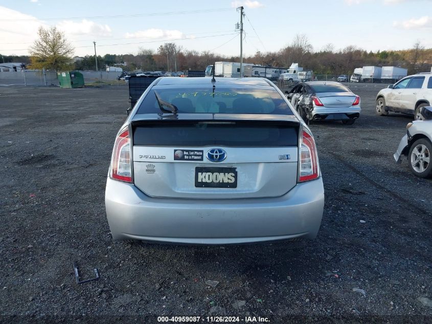 i41448889-2013-toyota-prius_16