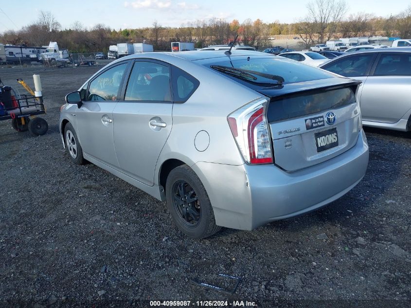 i41448889-2013-toyota-prius_3