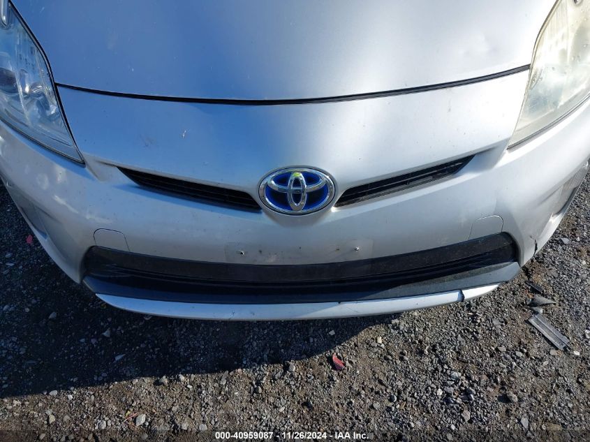 i41448889-2013-toyota-prius_6