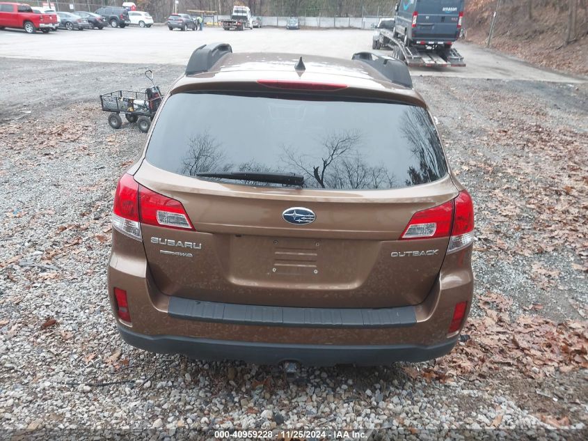 i41449030-2013-subaru-outback_17