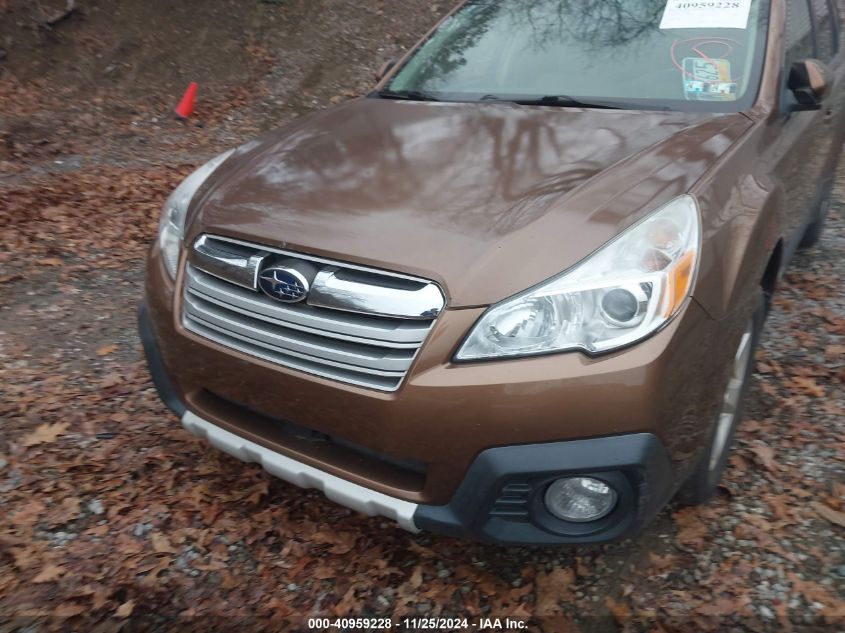 i41449030-2013-subaru-outback_18