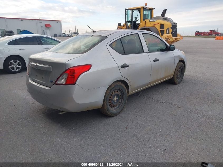 i41450234-2012-nissan-versa_4