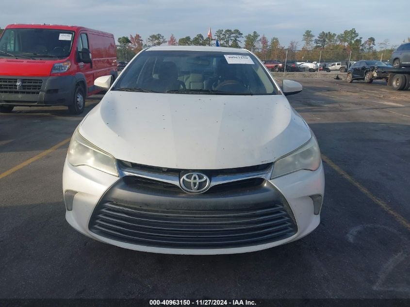 i41452952-2016-toyota-camry_6