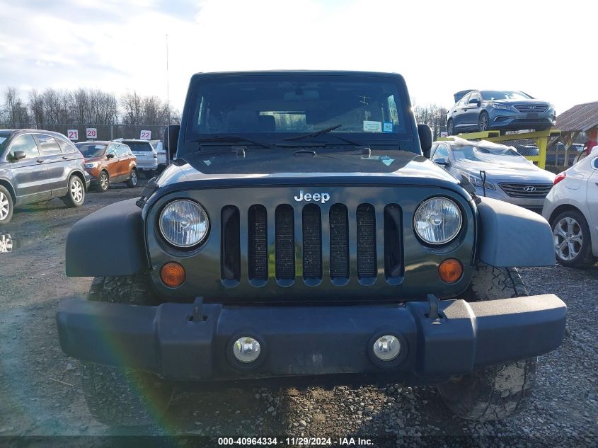 i41454136-2011-jeep-wrangler_6