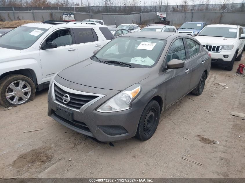 i41463078-2017-nissan-versa_6