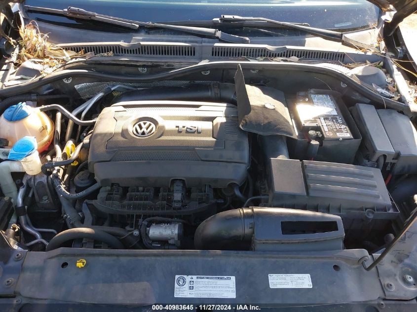 i41473461-2014-volkswagen-jetta_10