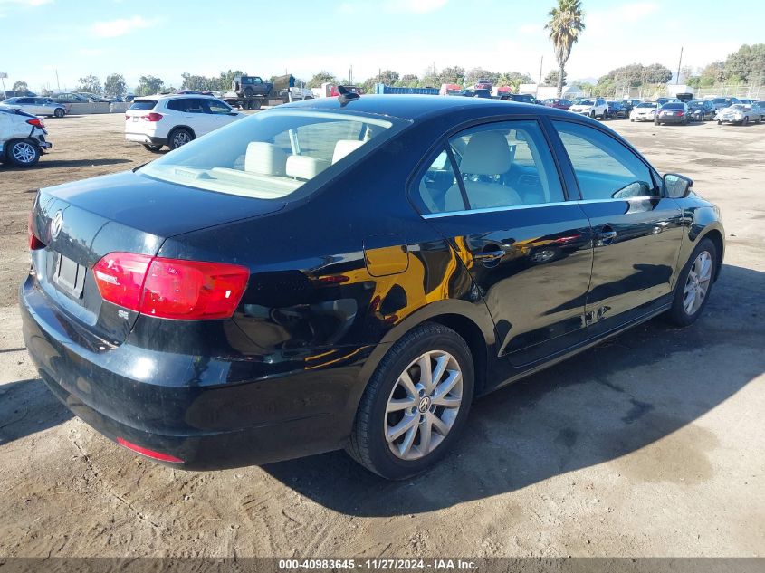 i41473461-2014-volkswagen-jetta_4