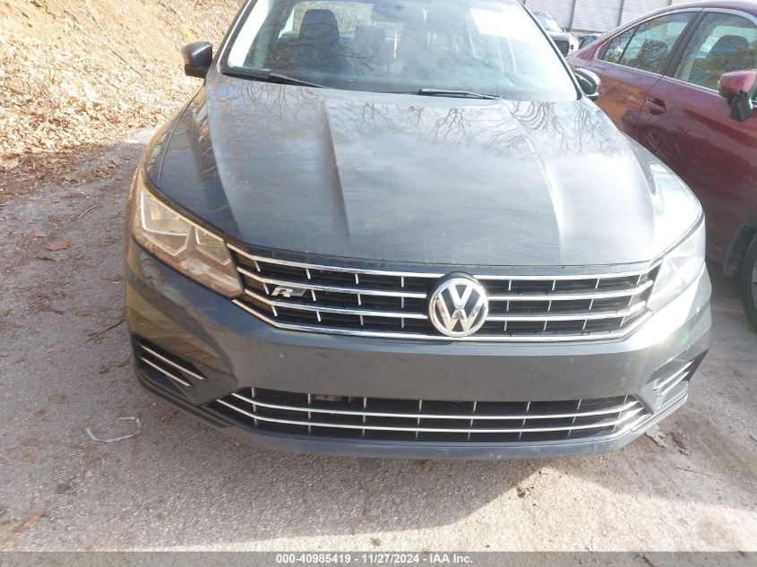 i41475262-2016-volkswagen-passat_12