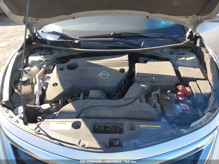 i41484123-2015-nissan-altima_10