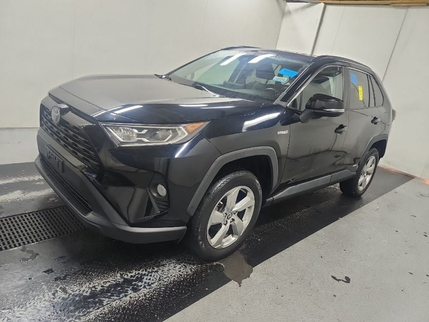 i41509101-2021-toyota-rav4_21