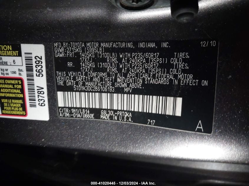 i41510349-2011-toyota-sienna_9