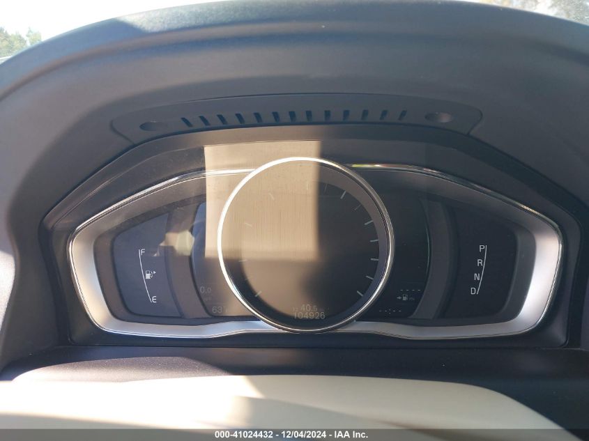 i41514336-2015-volvo-xc60_7