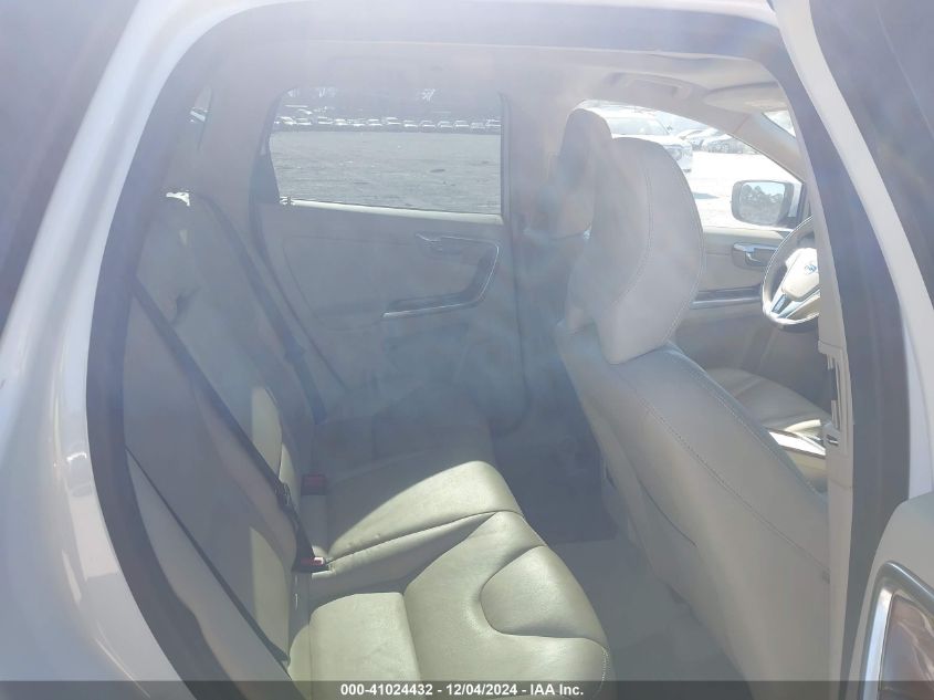 i41514336-2015-volvo-xc60_8