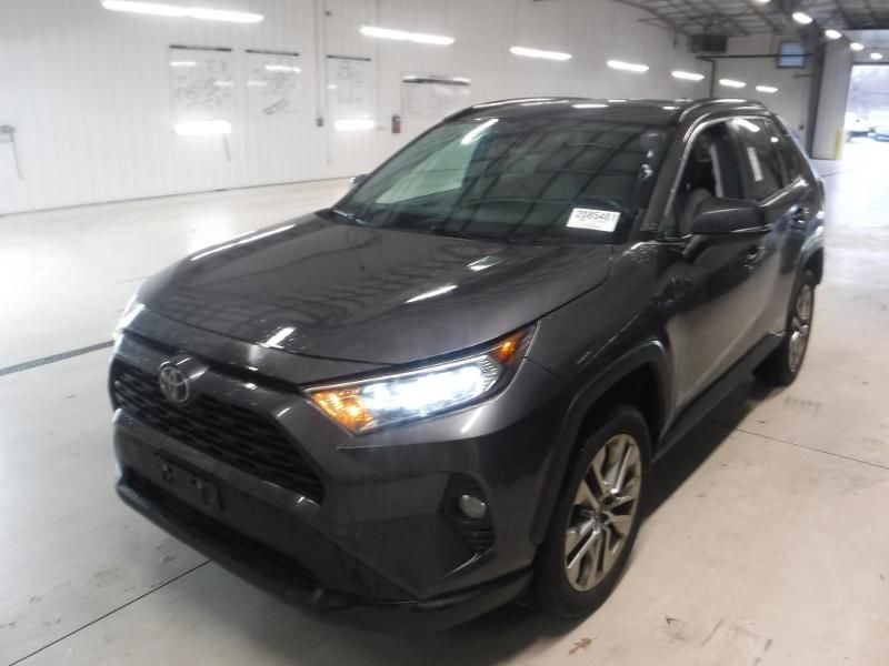 i41515728-2021-toyota-rav4_12