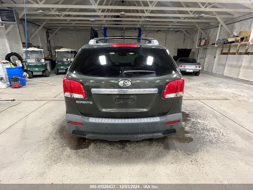 i41516336-2012-kia-sorento_13