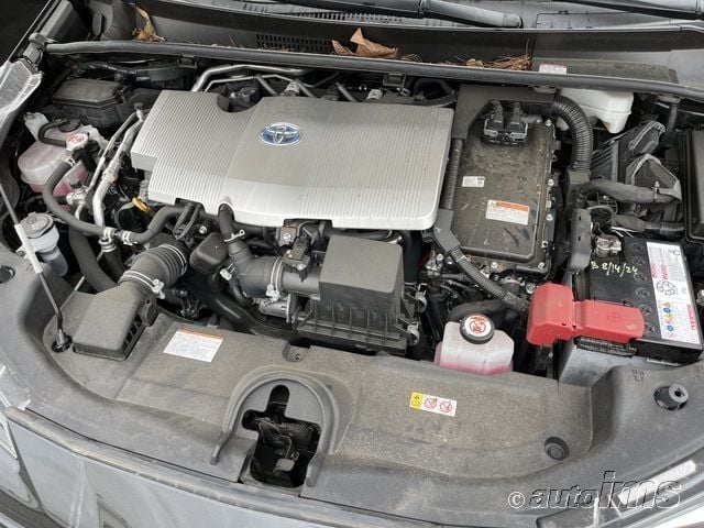 i41516763-2022-toyota-prius_4