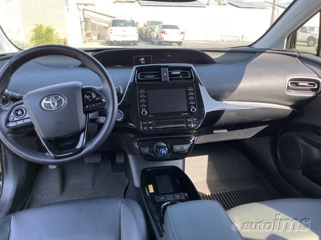 i41516794-2022-toyota-prius_16