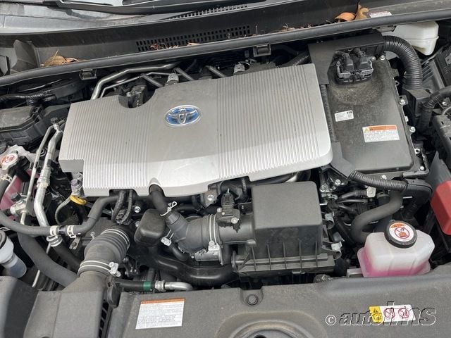 i41516814-2022-toyota-prius_10